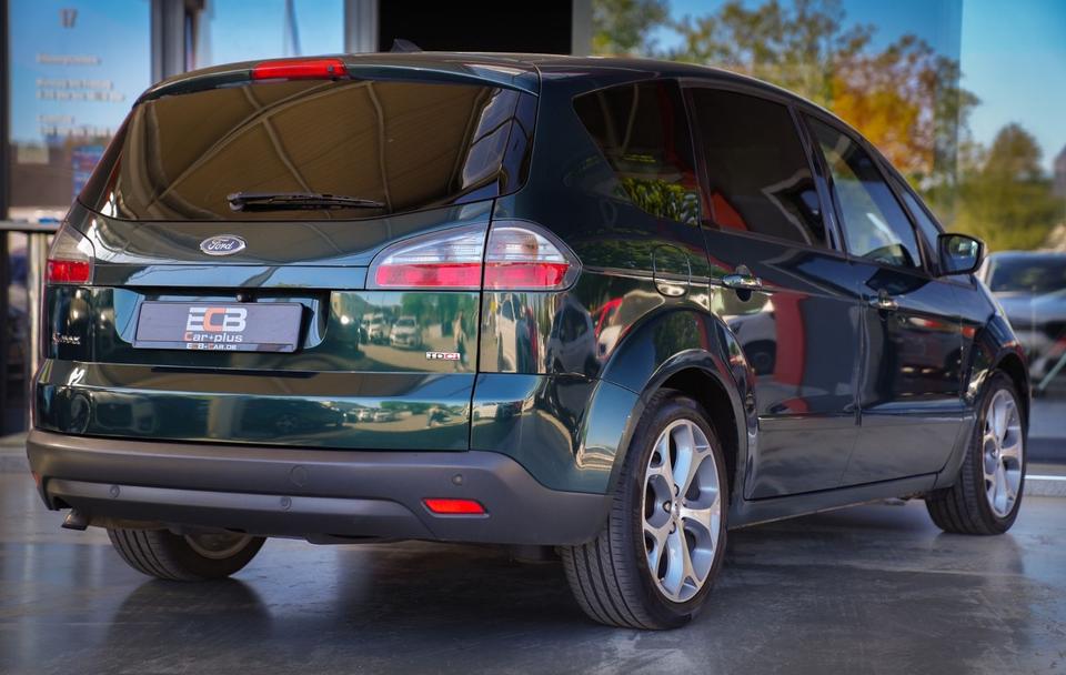 Ford S-Max 2009 — photo 9