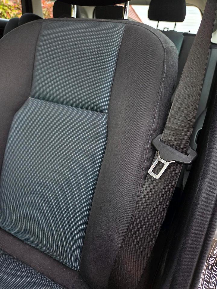 Mercedes Benz C 220 2013 — photo 12