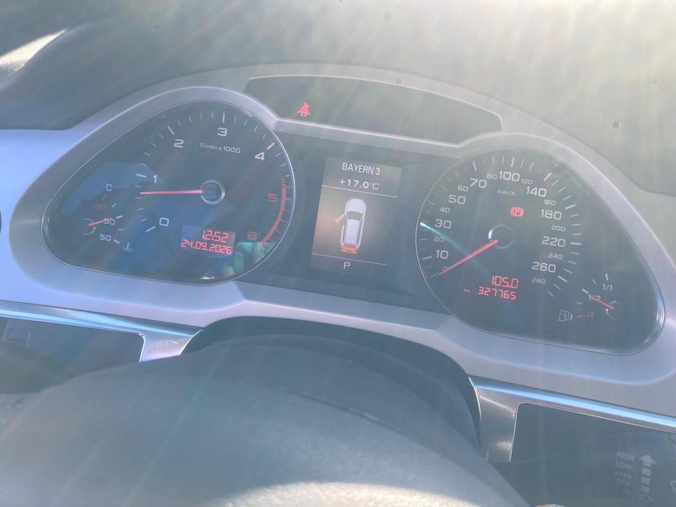 Audi A6 2009 — photo 10