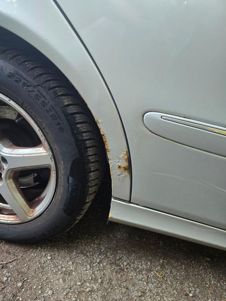 Mercedes Benz E 320 2008 — photo 12