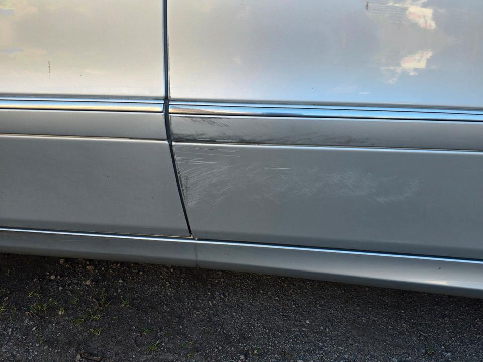 Mercedes Benz E 320 2008 — photo 13