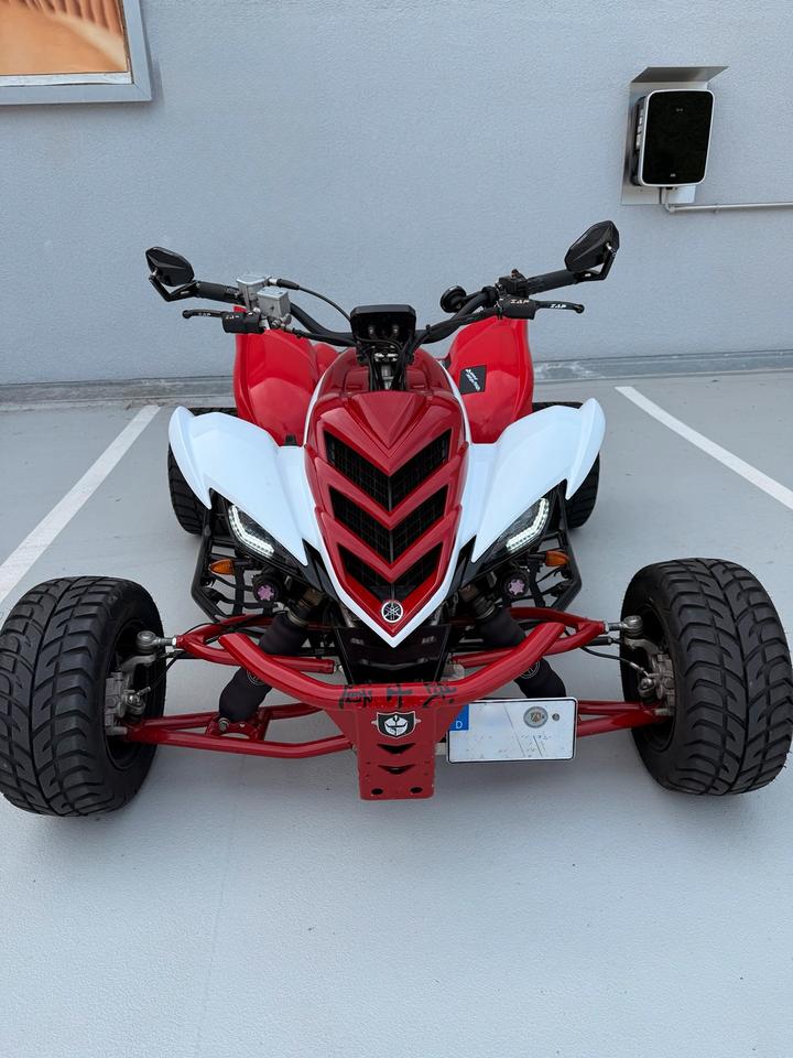 Yamaha Raptor 700R SE 2012 — вигляд ззаду