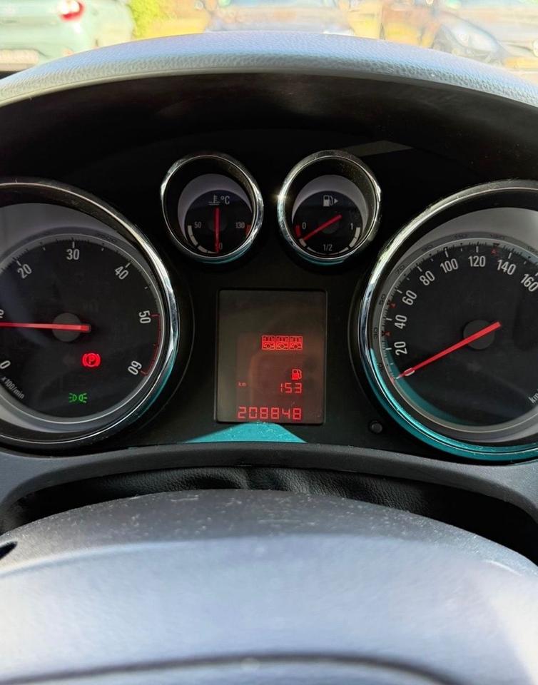 Opel Meriva 2011 — photo 7