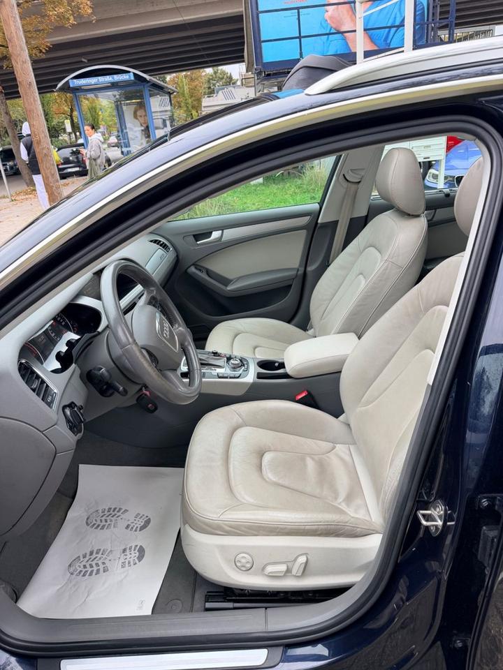 Audi A4 2009 — photo 11