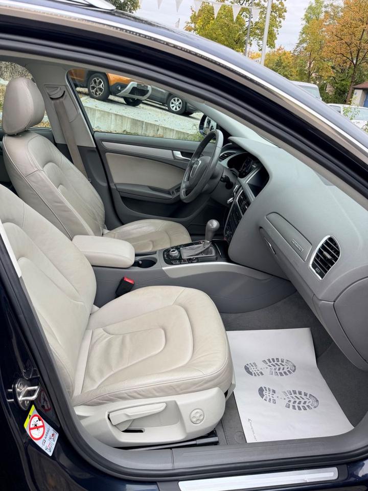 Audi A4 2009 — photo 12