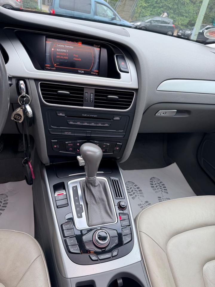 Audi A4 2009 — photo 17
