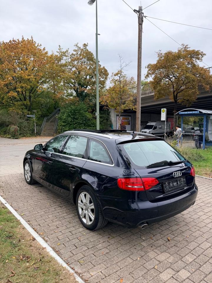Audi A4 2009 — photo 7
