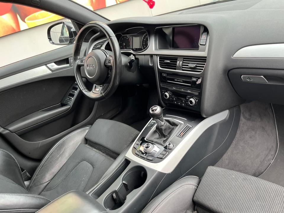 Audi A4 2013 — photo 11