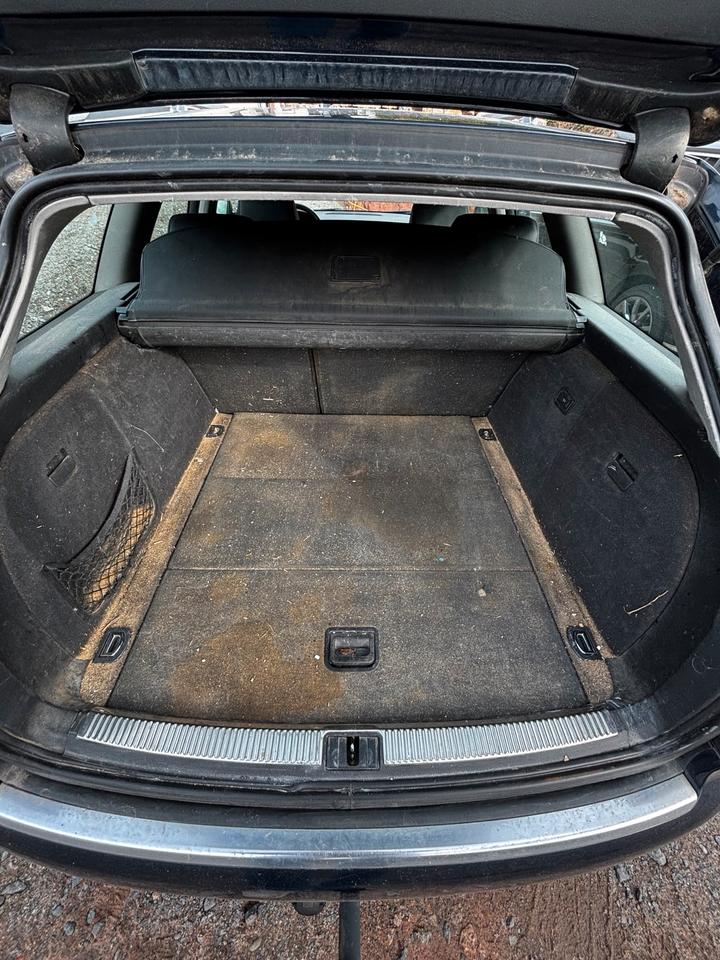 Audi A4 2004 — photo 10