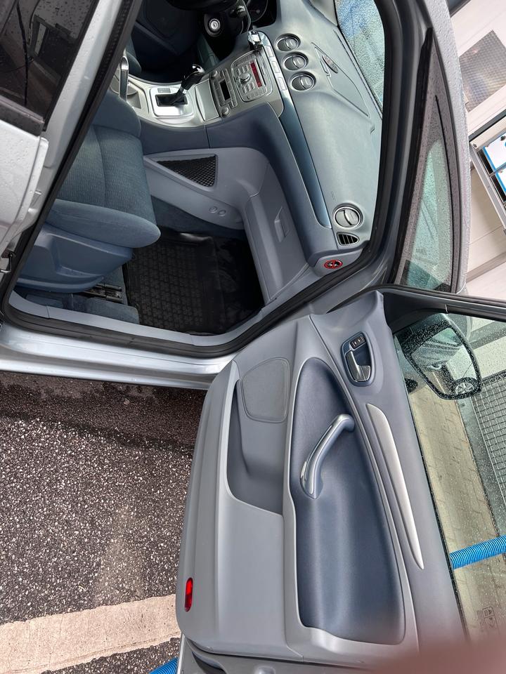 Ford S-Max 2009 — photo 6
