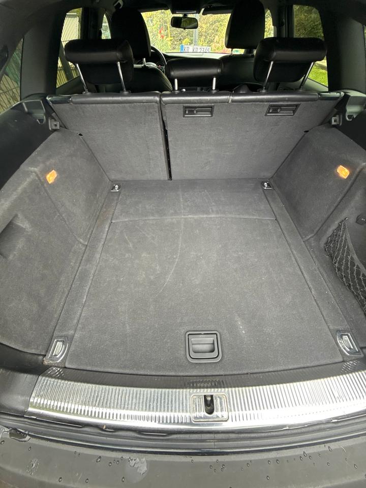 Audi A4 2009 — photo 7