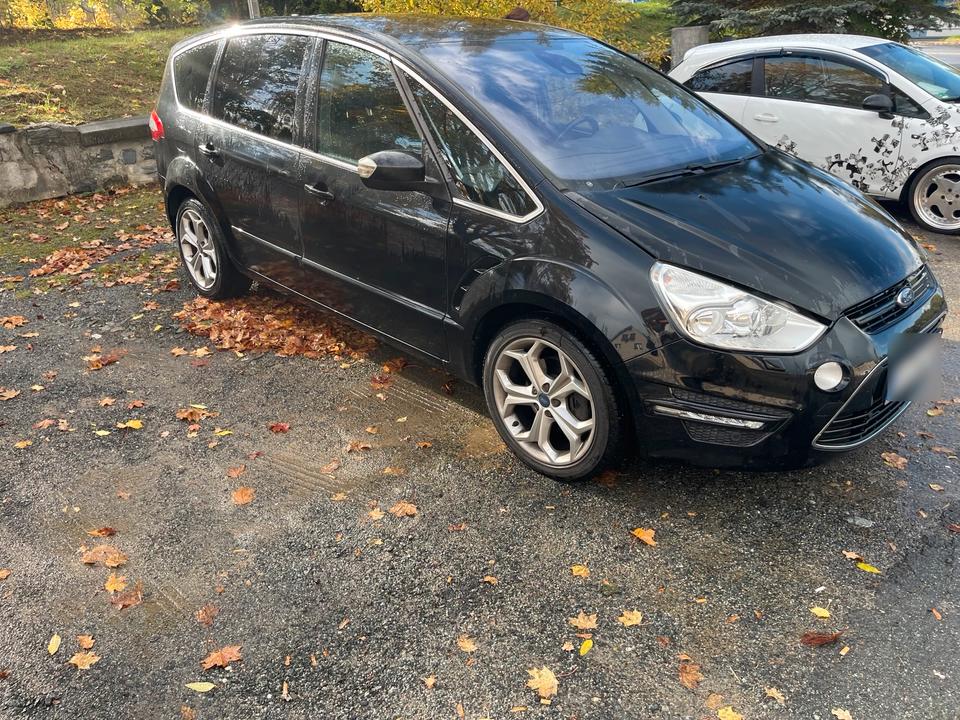 Ford S-Max 2013 — interior