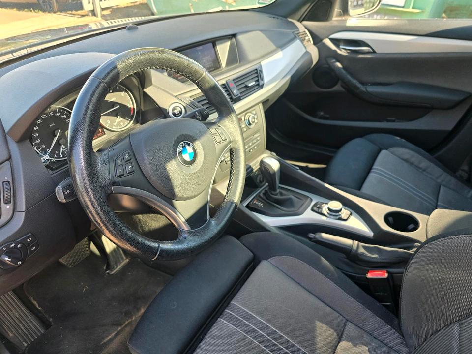 BMW X1 2010 — photo 17