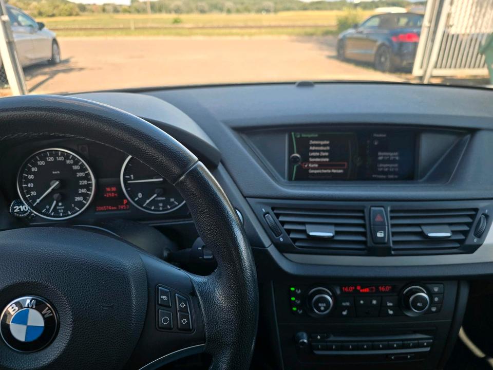 BMW X1 2010 — photo 19