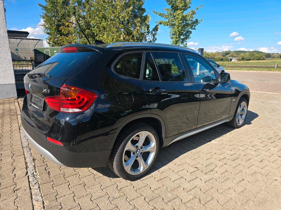 BMW X1 2010 — photo 8