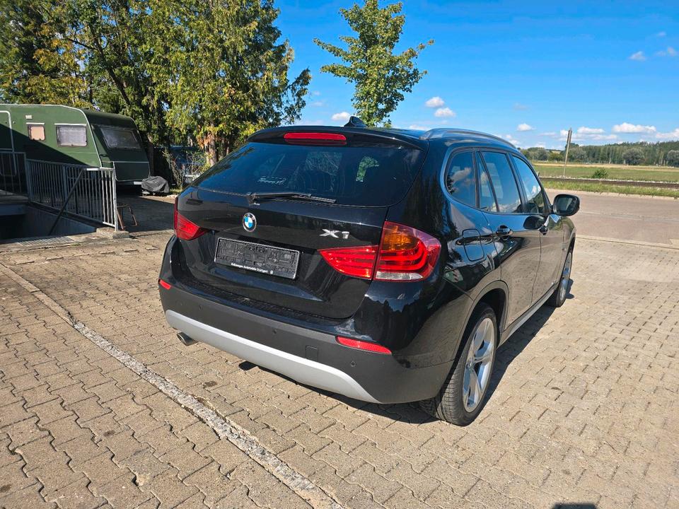 BMW X1 2010 — photo 9