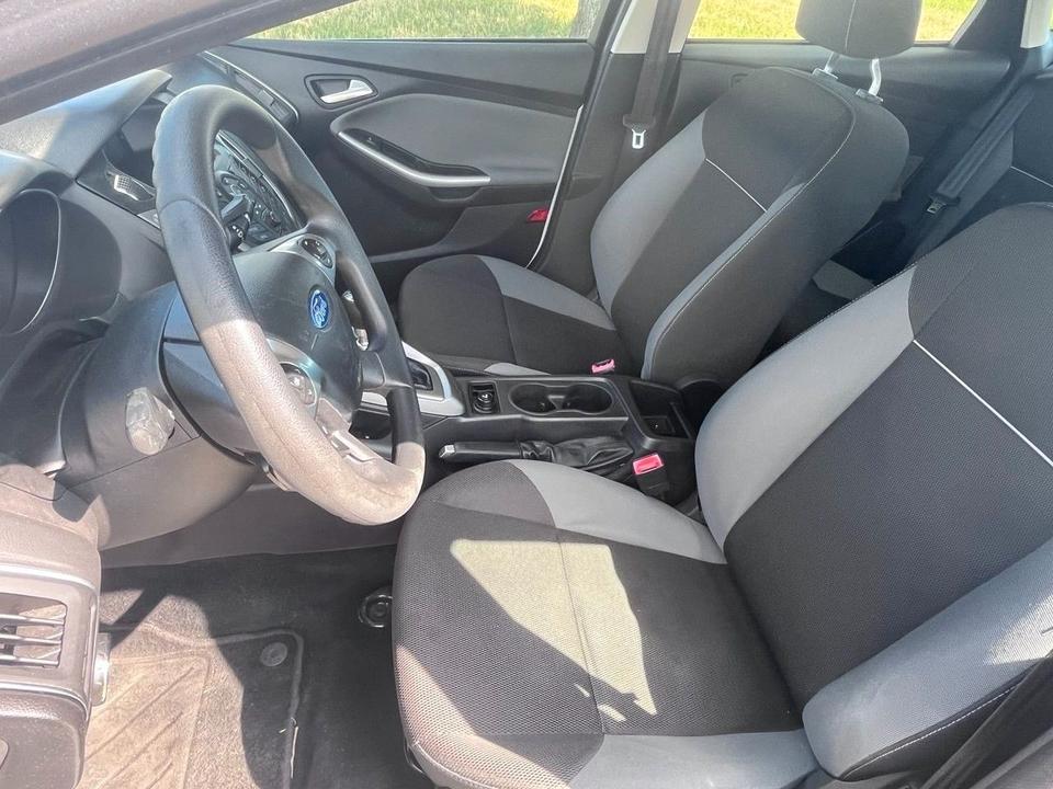 Ford Focus 2013 — photo 10