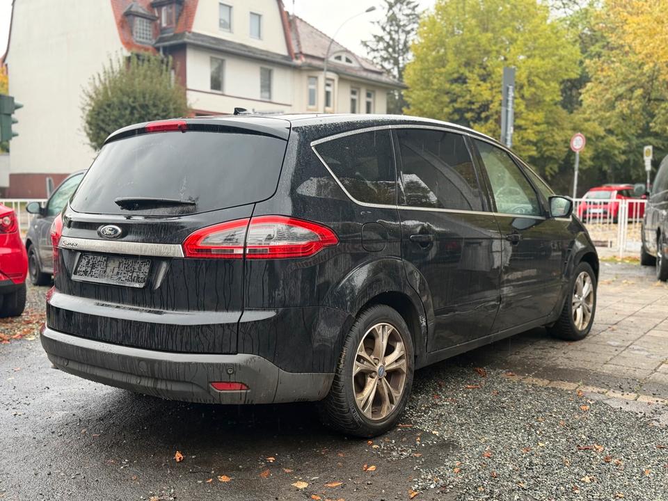 Ford S-Max 2011 — interior