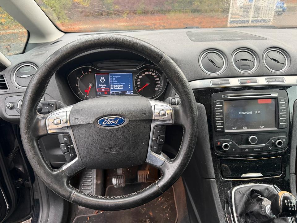 Ford S-Max 2011 — photo 7