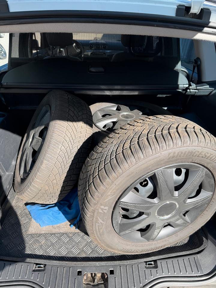 Ford S-Max 2010 — фото 11