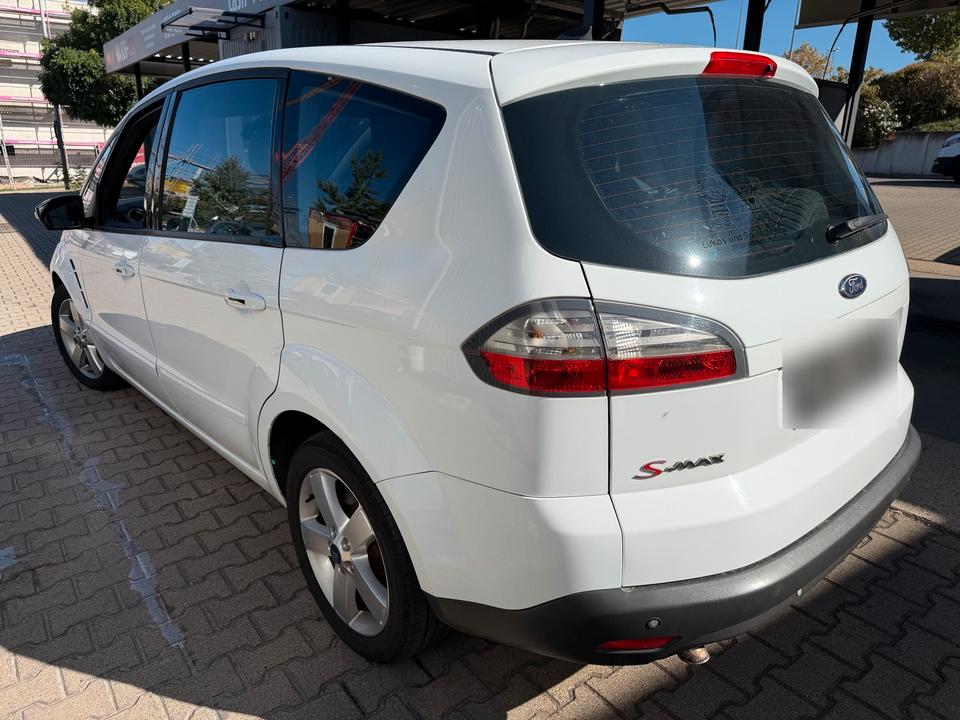 Ford S-Max 2010 — двигун