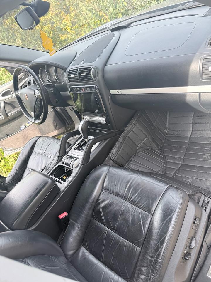 Porsche Cayenne 2005 — photo 13