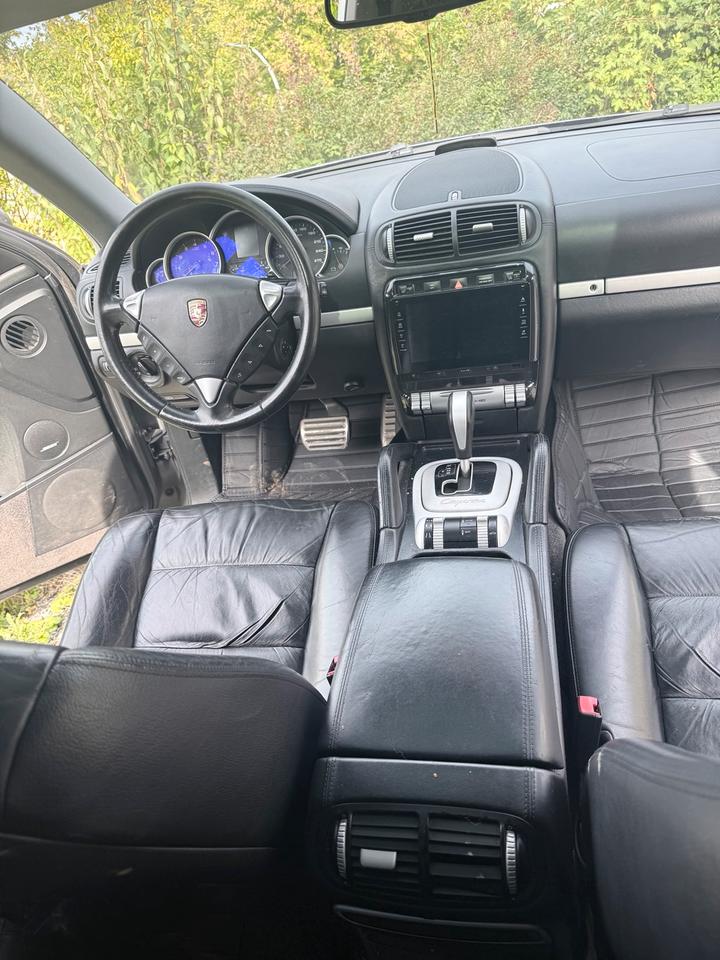 Porsche Cayenne 2005 — photo 14