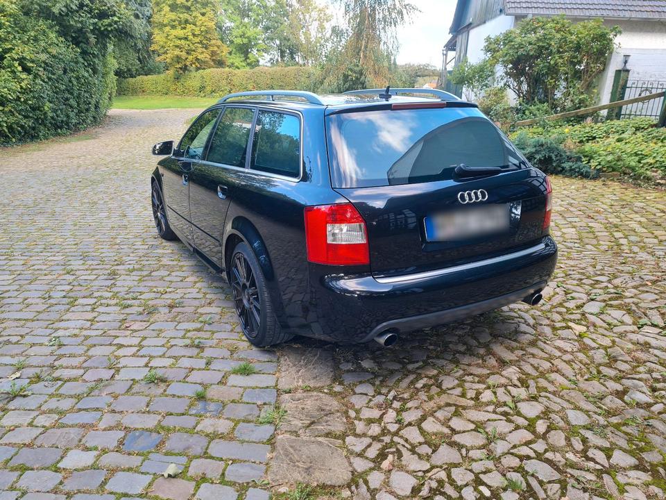 Audi S4 2004 — салон