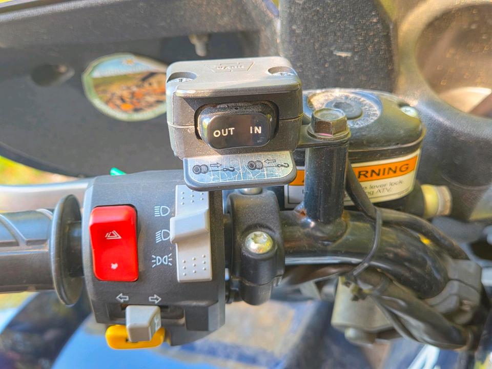 Weitere Motorräder Arctic Cat 550 EFI 4X4 Quad 2015 — photo 7