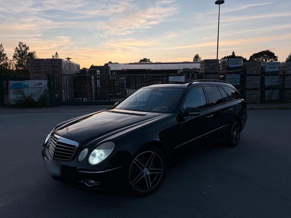 Mercedes Benz E 320 2006 — photo 16