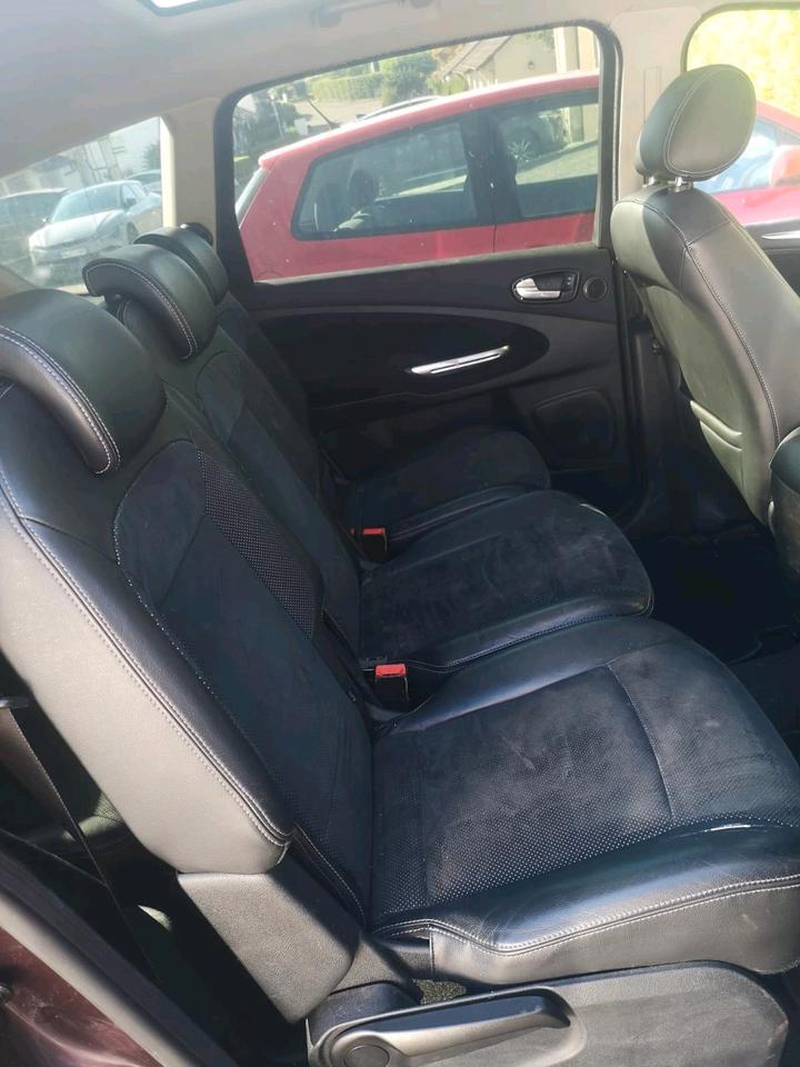 Ford S-Max 2008 — photo 12