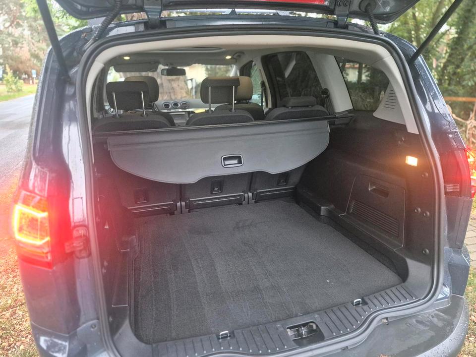Ford S-Max 2014 — photo 14