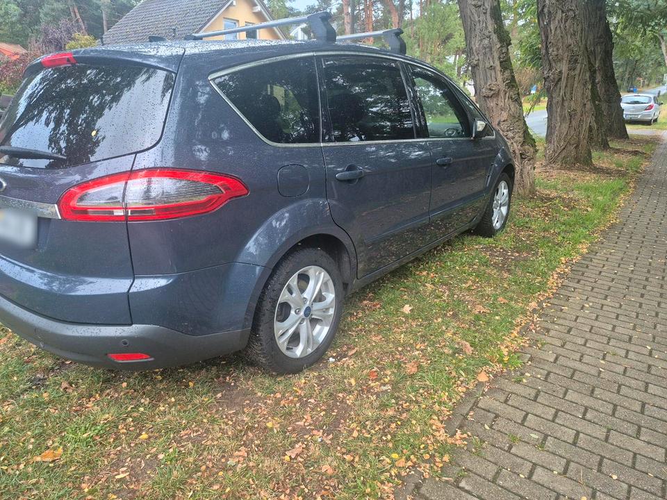 Ford S-Max 2014 — engine