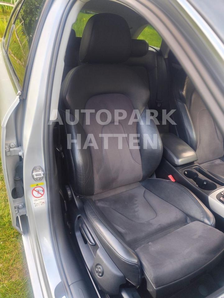 Audi A4 2011 — photo 14