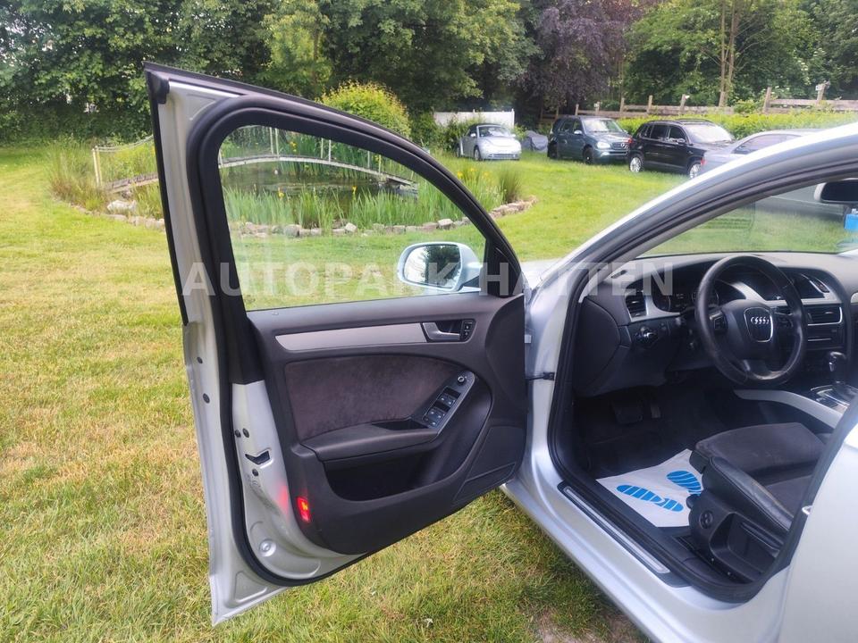 Audi A4 2011 — photo 19