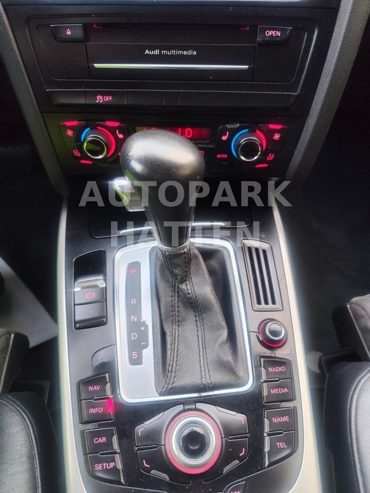 Audi A4 2011 — photo 24