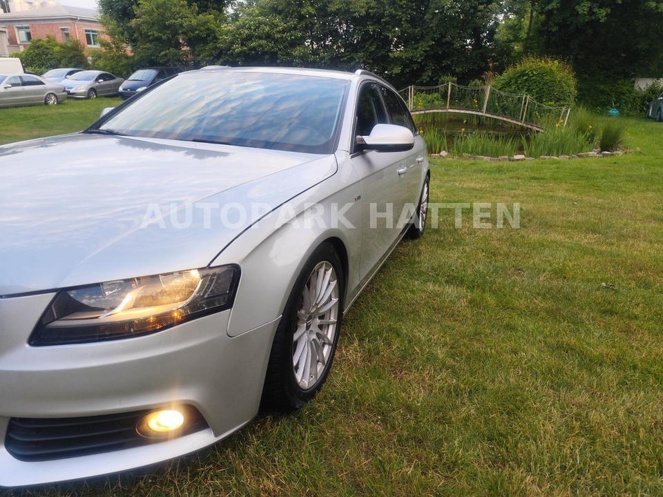 Audi A4 2011 — photo 7