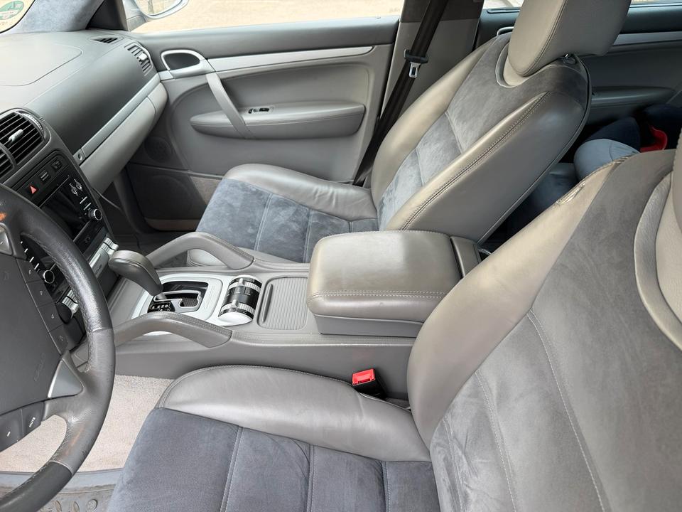 Porsche Cayenne 2004 — photo 5