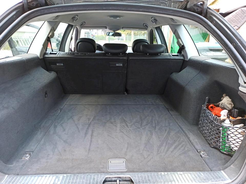 Mercedes Benz E 220 2006 — photo 17