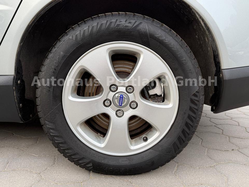 Volvo V70 2007 — photo 13