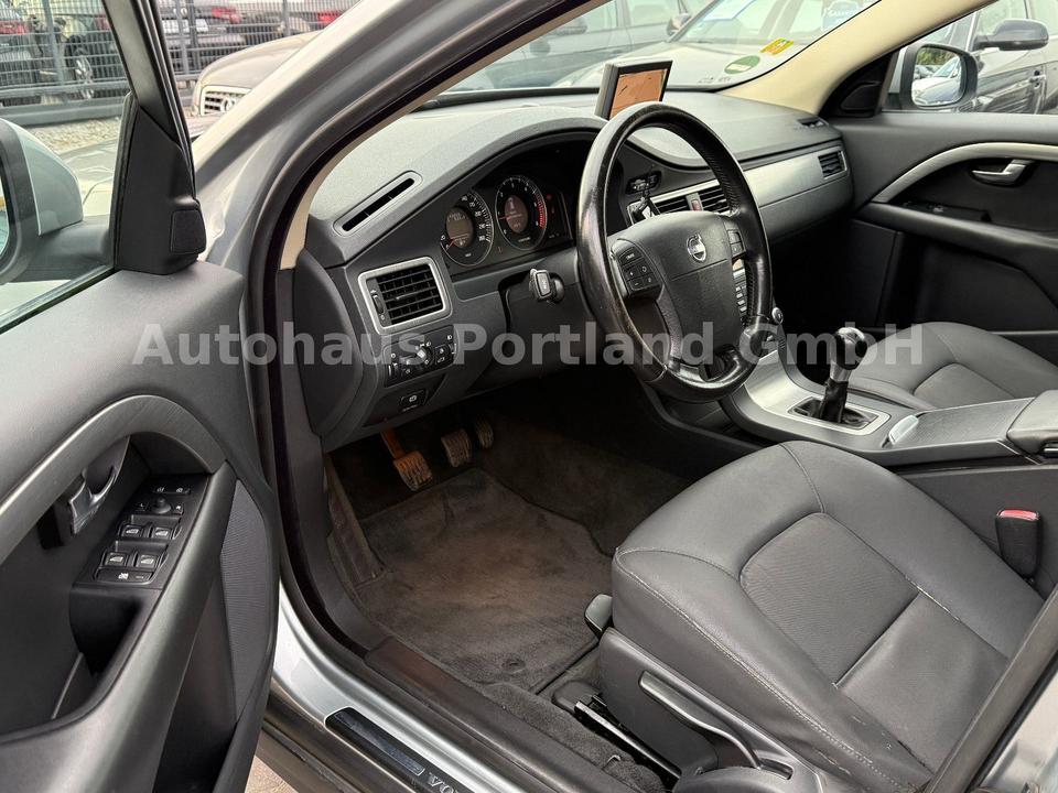 Volvo V70 2007 — photo 16