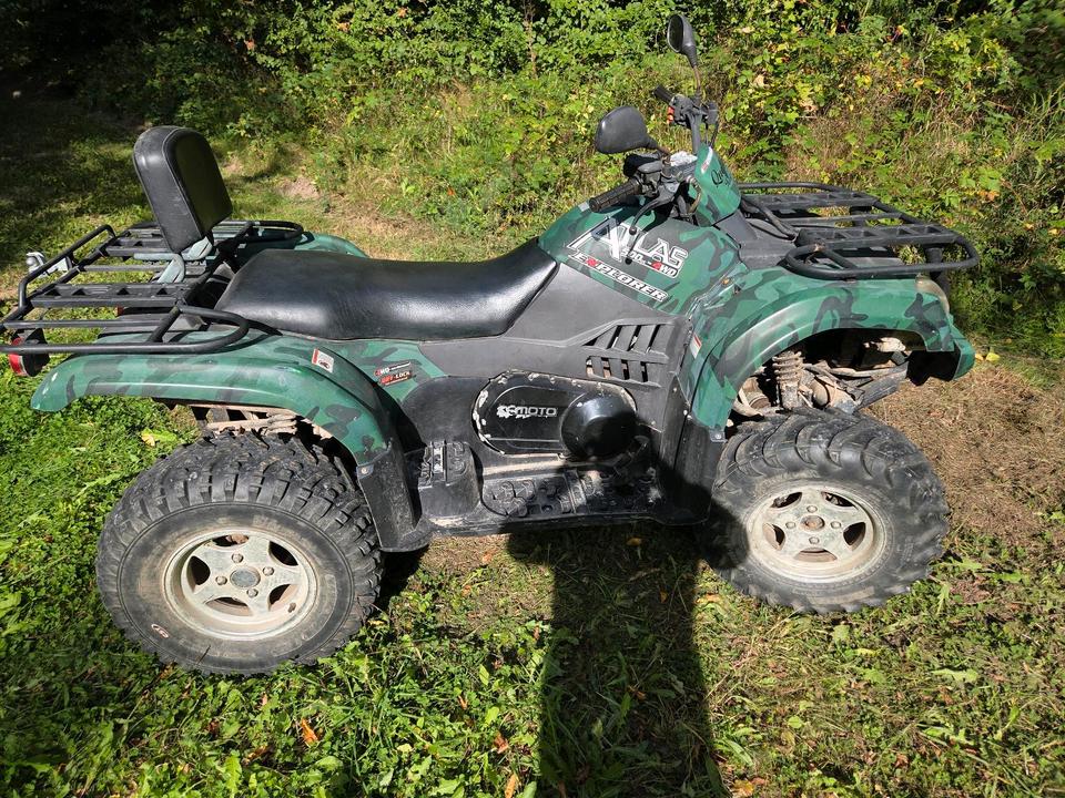 Weitere Motorräder Gelöscht • Quad 4x4 u Winde 2010 — салон