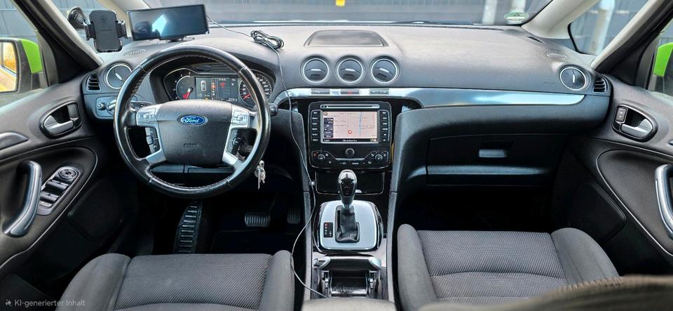 Ford S-Max 2011 — photo 14