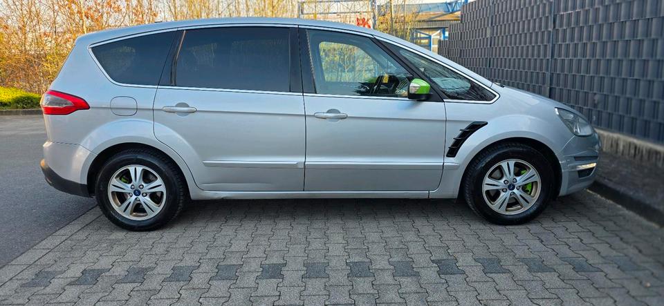 Ford S-Max 2011 — photo 5