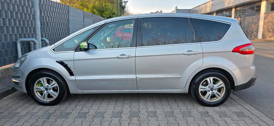 Ford S-Max 2011 — photo 7