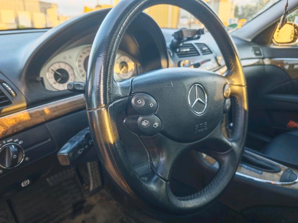 Mercedes Benz E 280 2008 — photo 12
