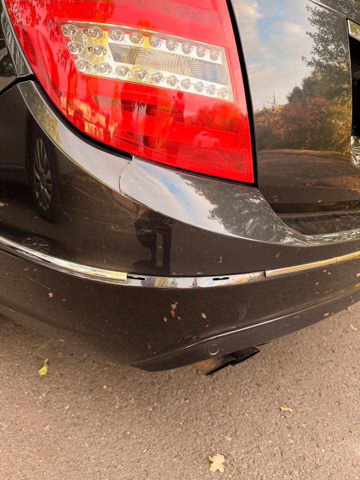 Mercedes Benz C 200 2011 — photo 19