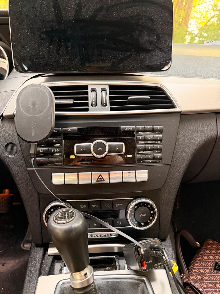 Mercedes Benz C 200 2011 — photo 7
