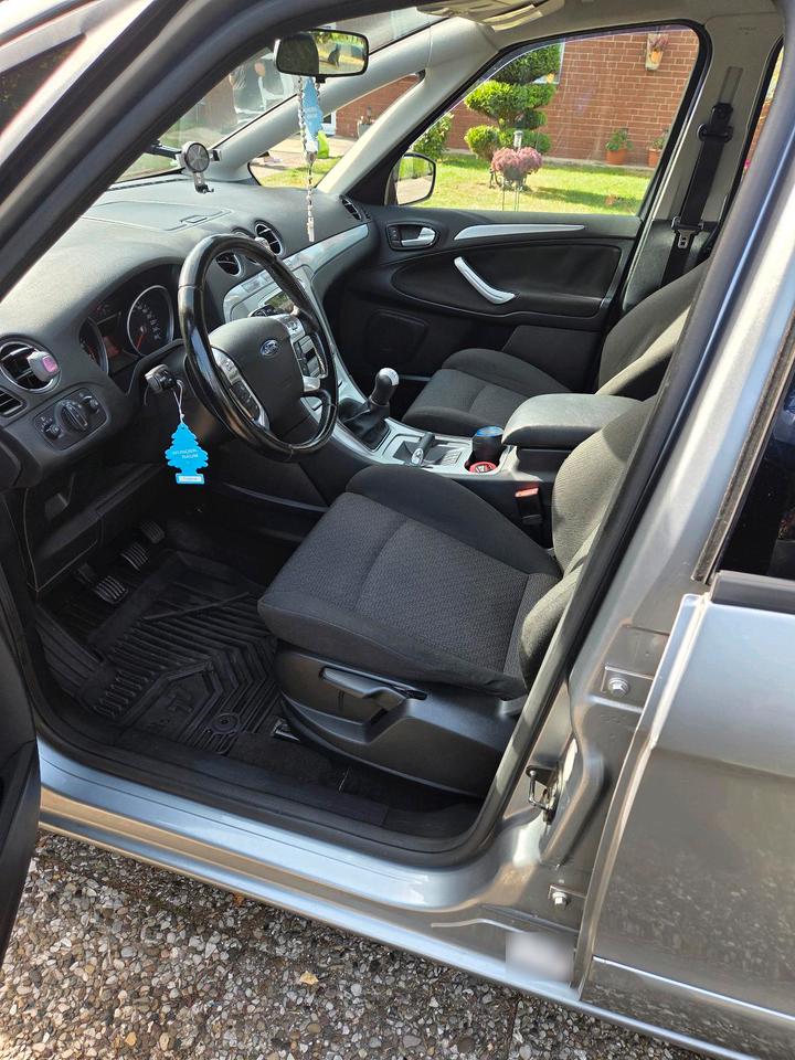 Ford S-Max 2008 — photo 10