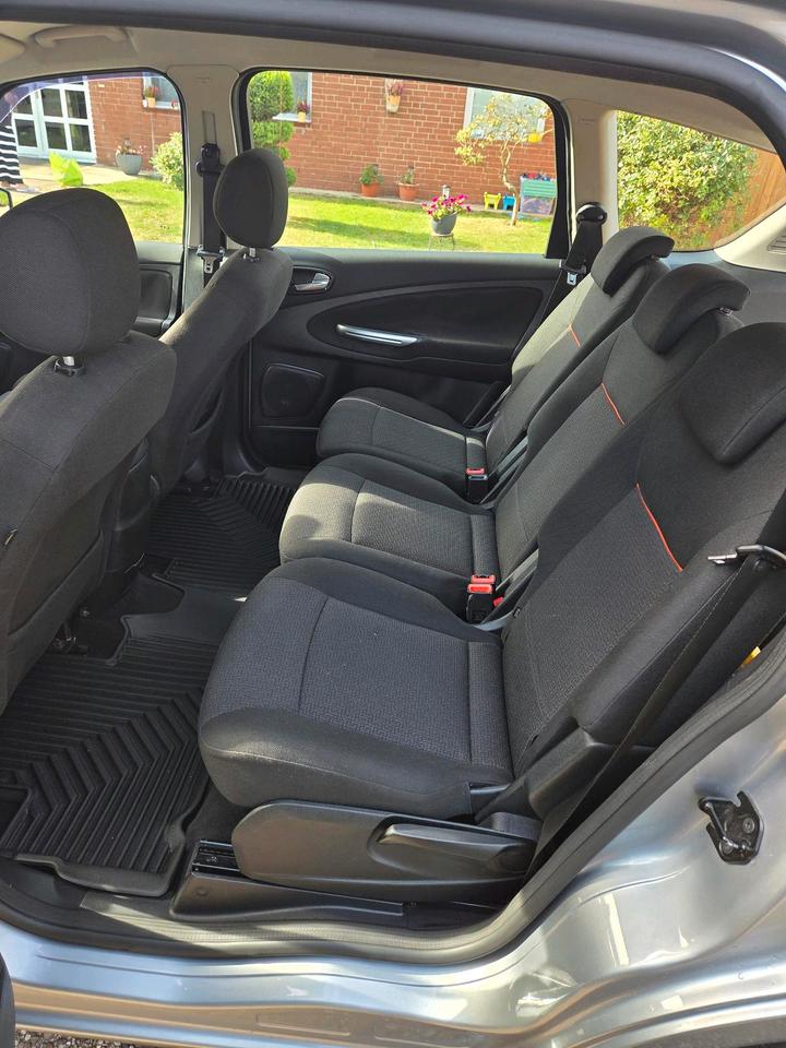 Ford S-Max 2008 — photo 12